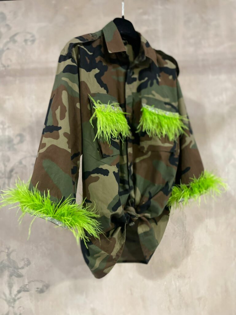 Camicia Camouflage Donna Vintage con Piume